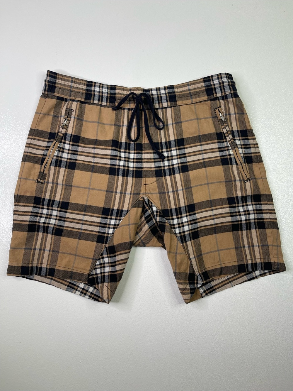 PacSun Mens Plaid Drop Crotch Drawstring Walk Shorts Tan Size Medium Zip Pockets